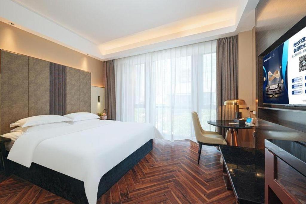 Metropolo Hotel Financial Street Wanda Plaza Φουζού Εξωτερικό φωτογραφία